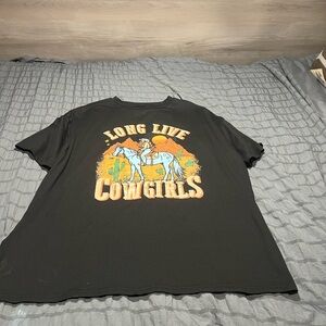 SHEIN Black 'Long Live Cowgirls' Tee